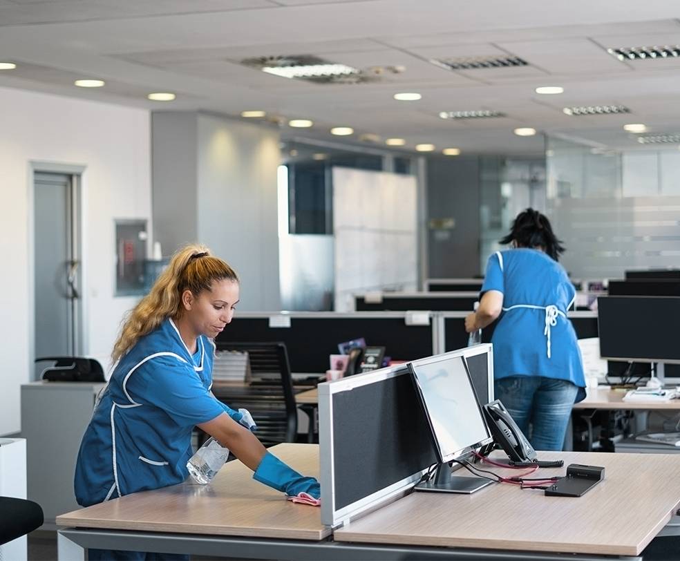 Contrat de nettoyage pour professionnels près de Cergy